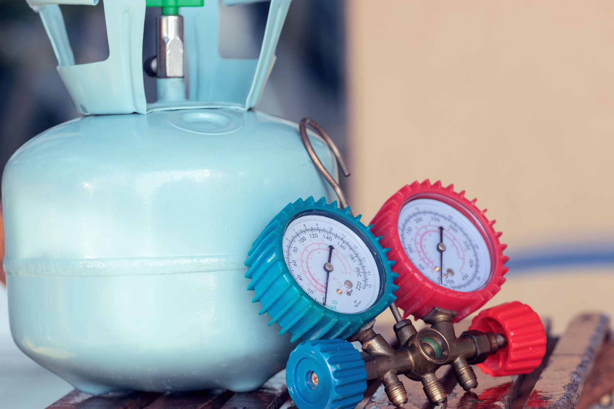 Refrigerant tank and gauge.